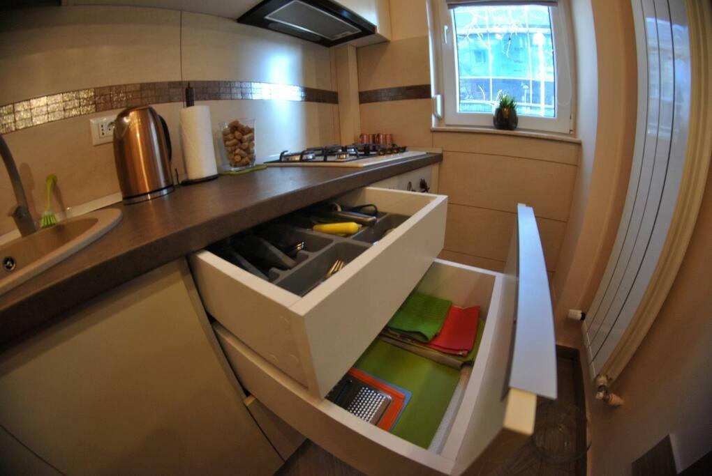 Modern & Central Apartment In North Of Bukurešť Exteriér fotografie