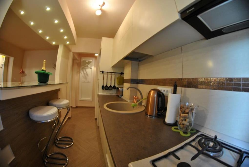 Modern & Central Apartment In North Of Bukurešť Exteriér fotografie